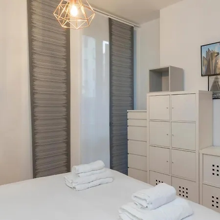 Apartament I-host - Scalvini 6 Mediolan