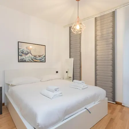 I-host - Scalvini 6 * Mediolan