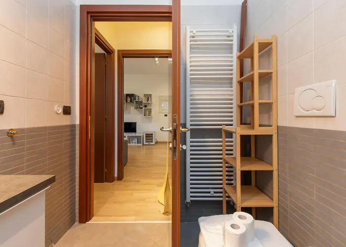 I-host - Scalvini 6 * Milano